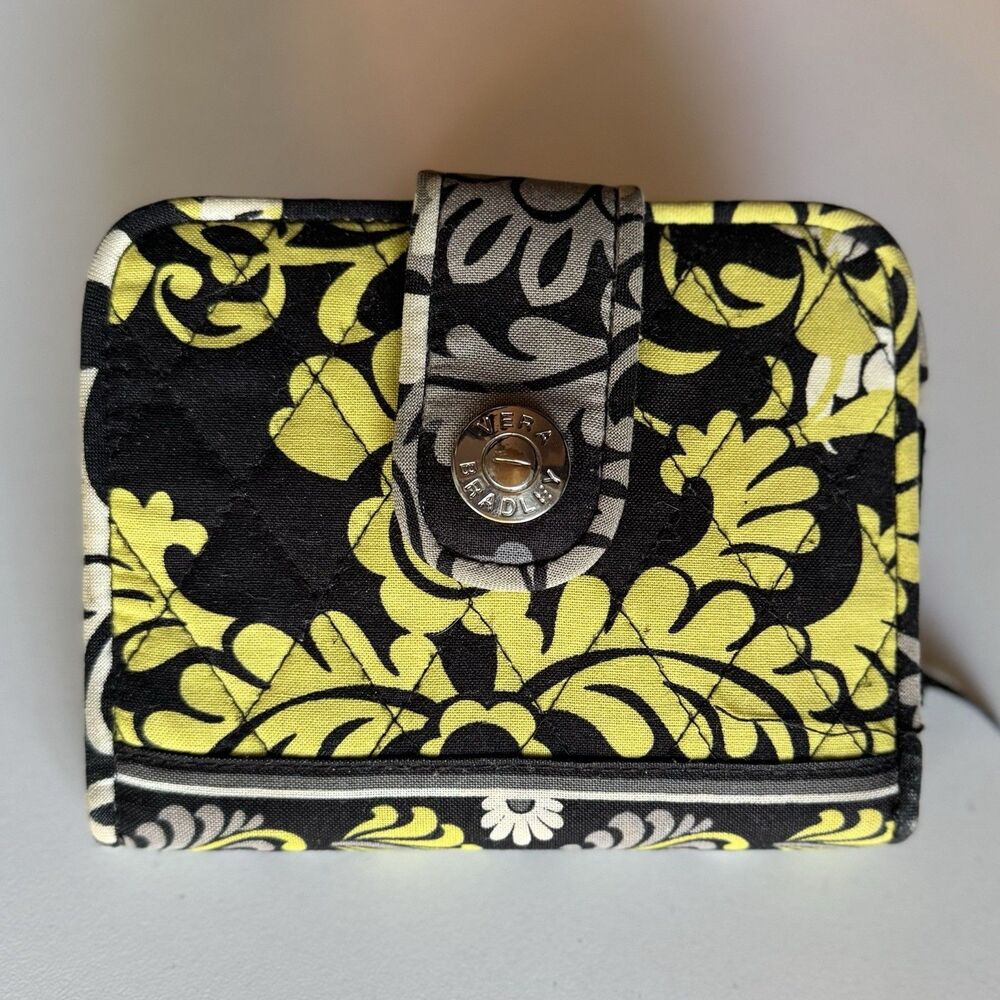 Vera Bradley Floral Quilt‎ Baroque Wallet Coin Purse Black Green 2012 - Picture 1 of 4